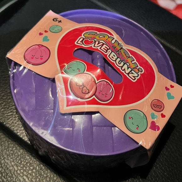 Other - TikTok  Craze Squishi Love Bunz New